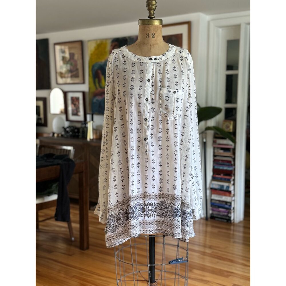 Knox Rose Tunic Blouse
